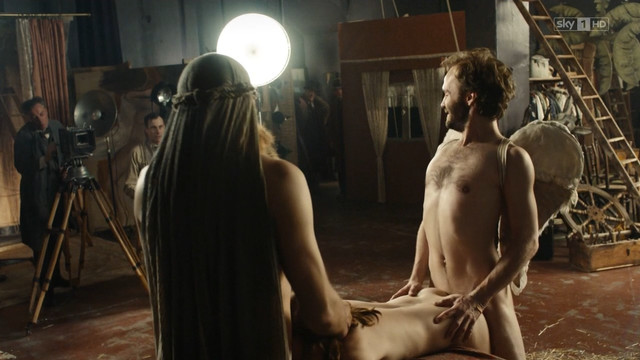 Franziska Holitschke nude - Babylon Berlin s01 (2017)