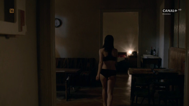 Paulina Szostak nude - Belfer s02e06 (2017)