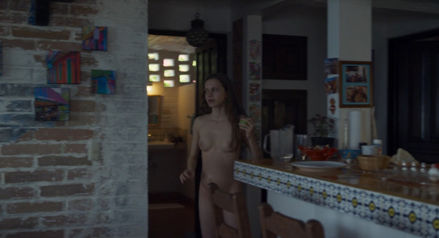 Ana Valeria Becerril nude - Las hijas de Abril (2017)