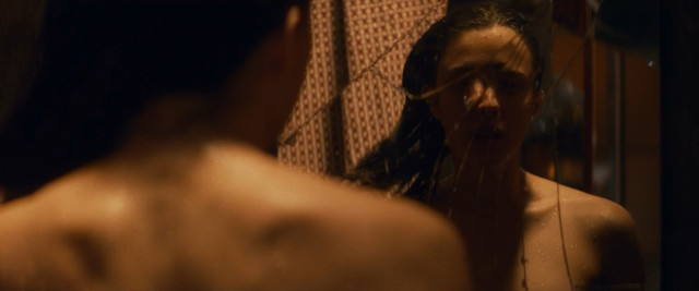 Margaret Qualley sexy -  IO (2019)