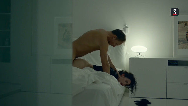 Olga Sutulova nude - Soderzhanki s01e01 (2019)