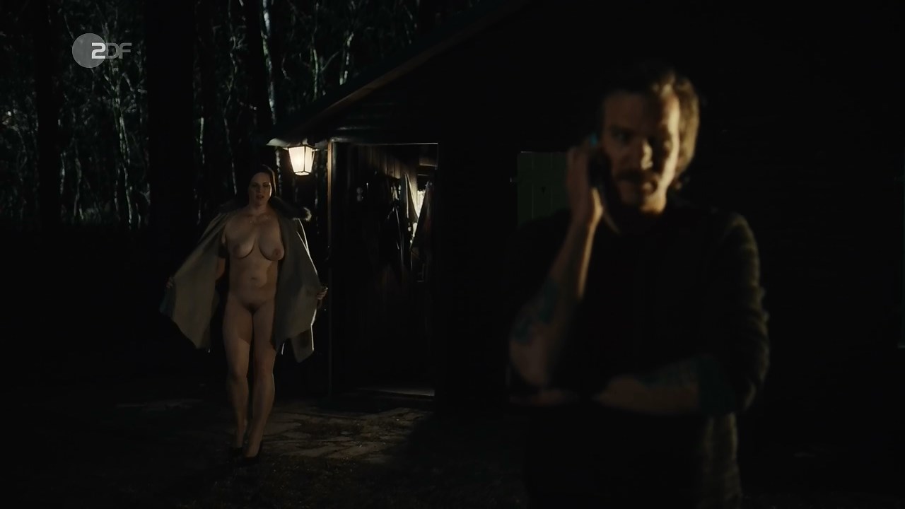 Anne Weinknecht nude - Kommissarin Heller s01e09 (2019)