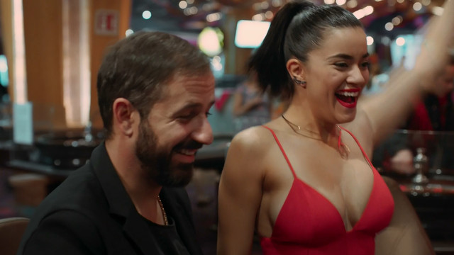 Paulina Gaitan sexy - Diablo Guardian s01e06 (2018)