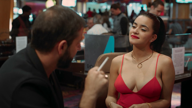 Paulina Gaitan sexy - Diablo Guardian s01e06 (2018)