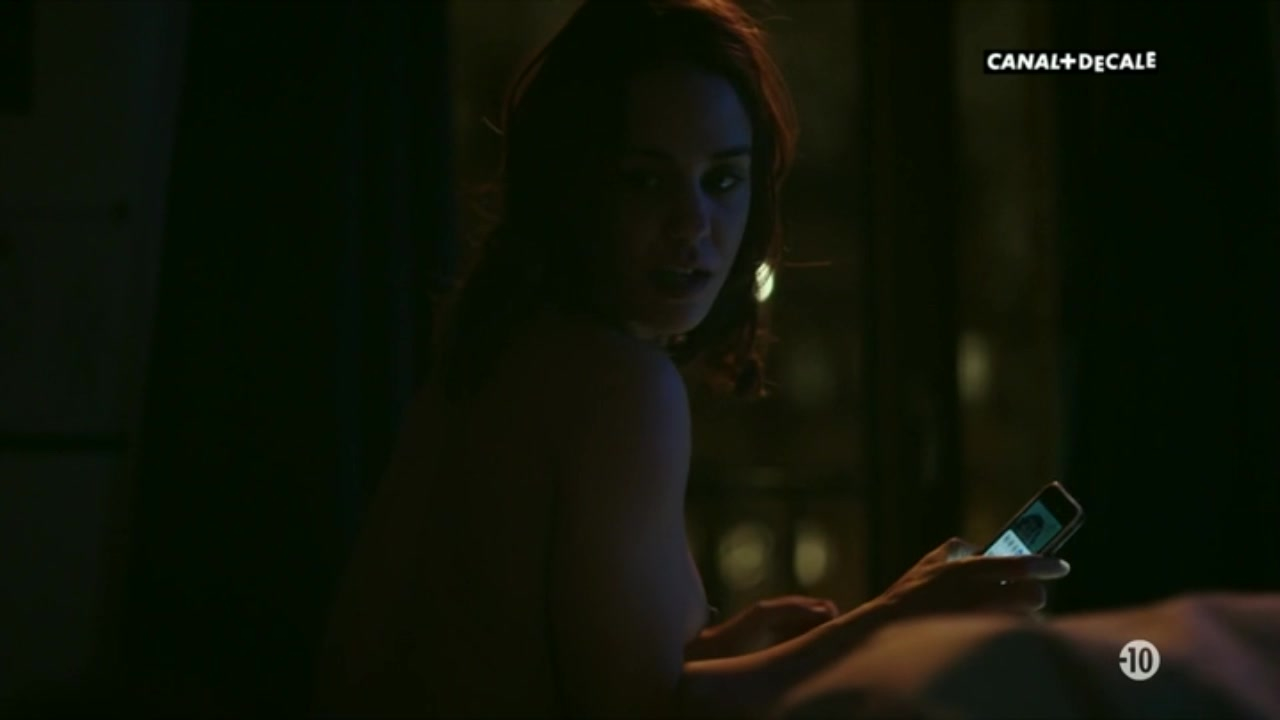 Alice Beladi nude - Hippocrate s01e04 (2018)