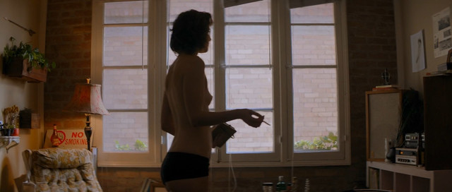 Mary Elizabeth Winstead nude - All About Nina (2018)