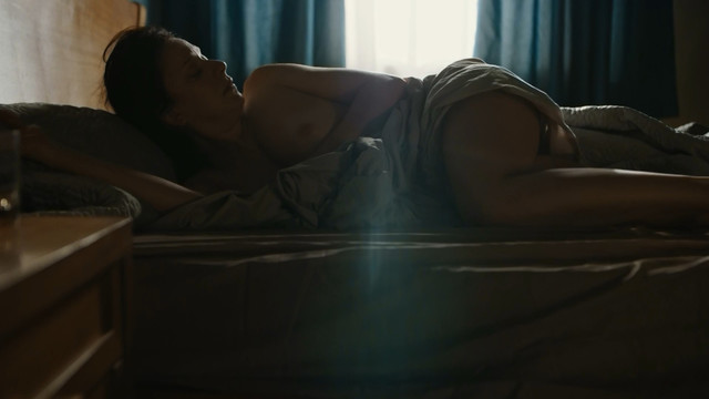 Caroline Abras nude - The Mechanism s02e03 (2019)