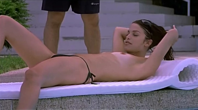 Vanessa Ferlito nude - Undefeated (2003)