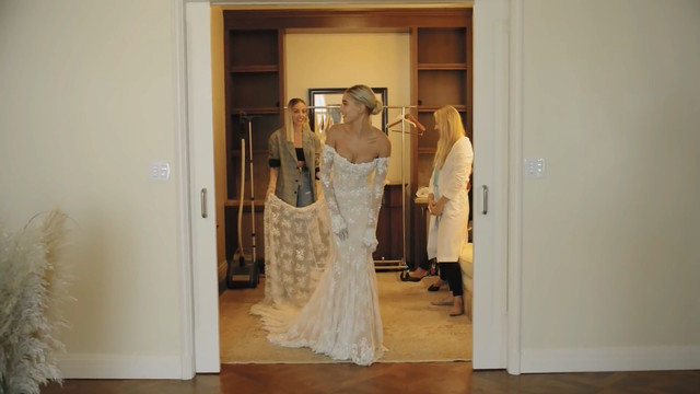 Hailey Baldwin sexy - Wedding Dress Fitting (2019)