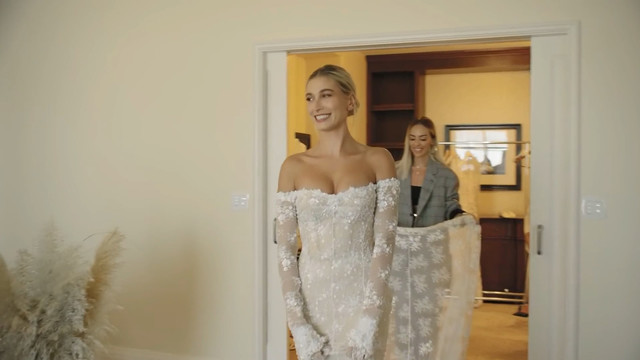 Hailey Baldwin sexy - Wedding Dress Fitting (2019)