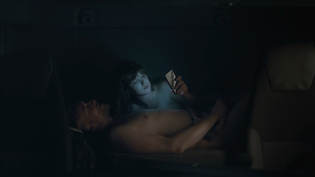 Jenovefa Bokova nude - Chvilky (2018)