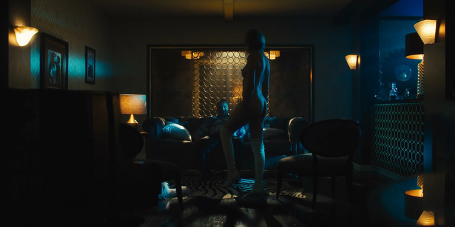 Gaite Jansen nude - Jett s01e02 (2019)