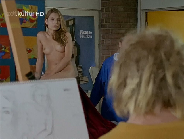 Susanne Herrmann nude - Unser Lehrer Doktor Specht s04e07 (1996)