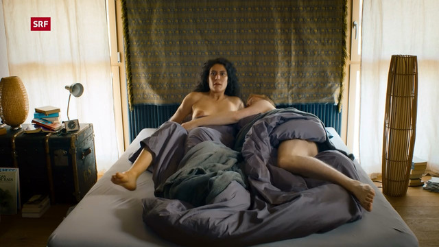 Beren Tuna nude - Seitentriebe s02e03-08 (2019)