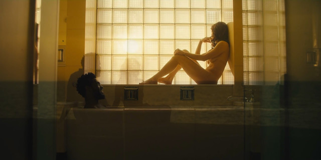 Carla Gugino nude - Jett s01e01 (2019)