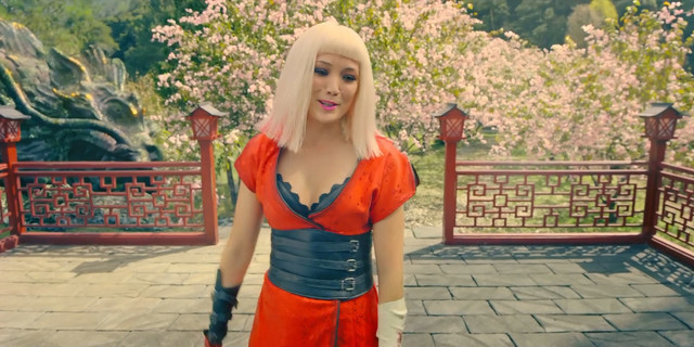 Pom Klementieff sexy - Black Mirror s05e01 (2019)