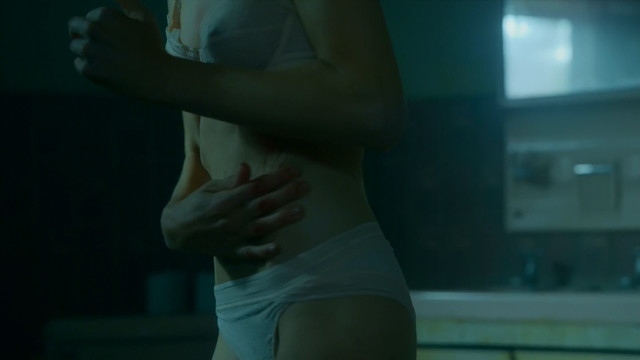 Emma Greenwell sexy - The Rook s01e01 (2019)