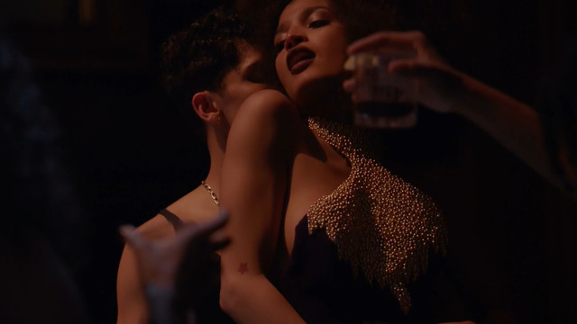 Indya Moore sexy - Pose s02e07 (2019)