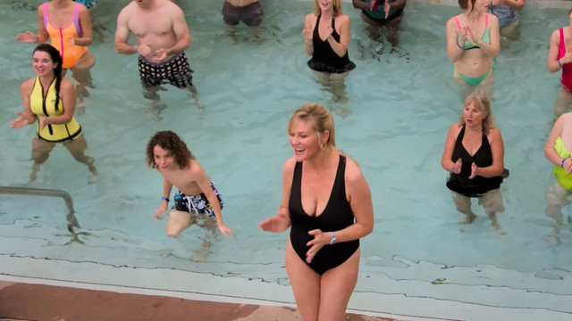 Kirsten Dunst sexy - On Becoming a God in Central Florida s01e01-03 (2019)