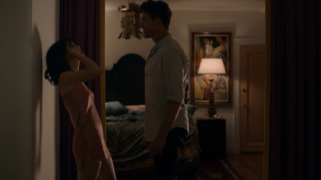 Julia Goldani Telles sexy - The Affair s05e04 (2019)