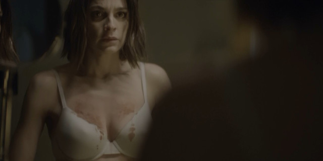 Irene Azuela sexy - Monarca s01e02, e08 (2019)