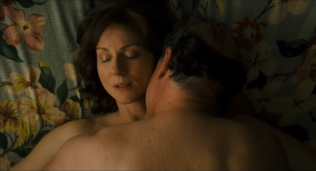 Laura Linney sexy - The Savages (2007)