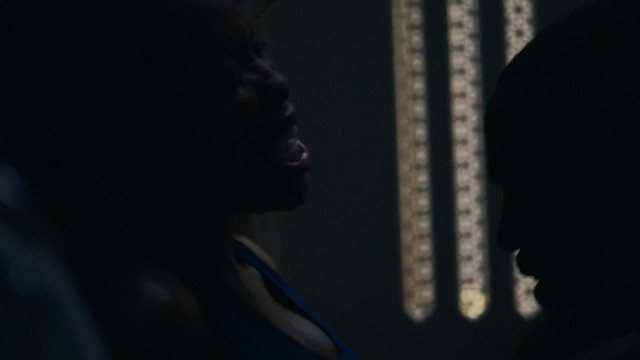 Regina King sexy - Watchmen s01e01 (2019)