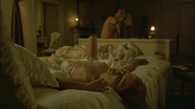 Mariya Semyonova nude - Der Untergang (Downfall) (2004)