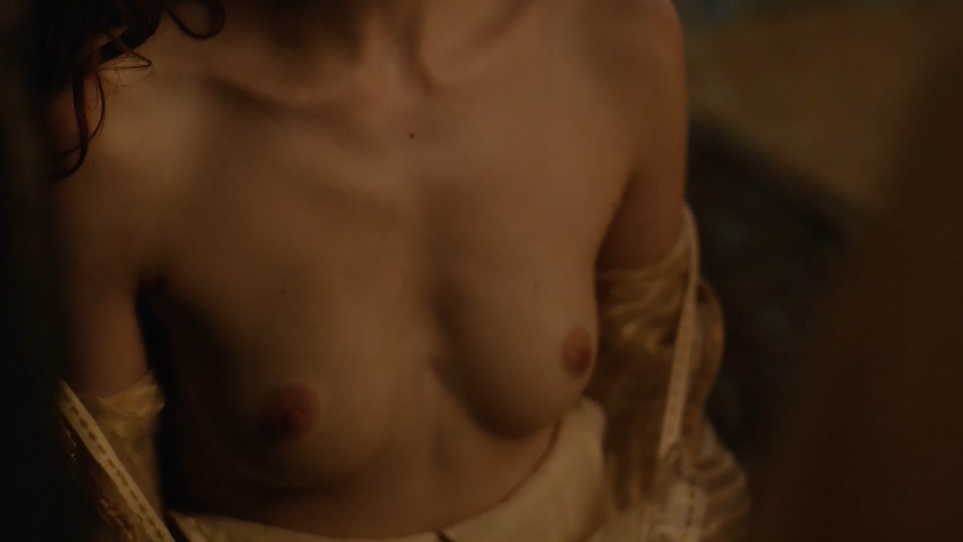 Charlotte Hope nude - The Spanish Princess s01e02 (2019)