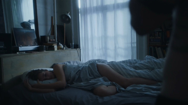 Ella Purnell nude - Sweetbitter s02e01-02 (2019)