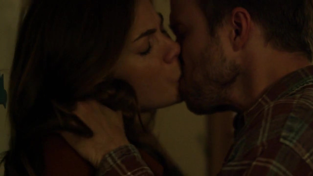 Michelle Monaghan sexy - The path s01e02 (2016)