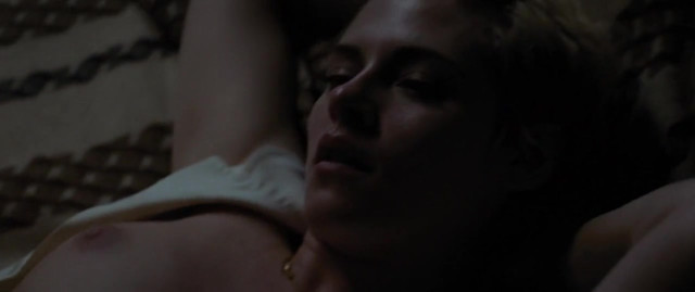 Kristen Stewart nude, Margaret Qualley sexy - Seberg (2019)