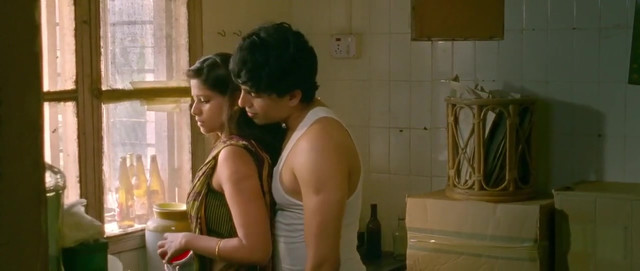 Sai Tamhankar sexy - Hunterrr (2015)