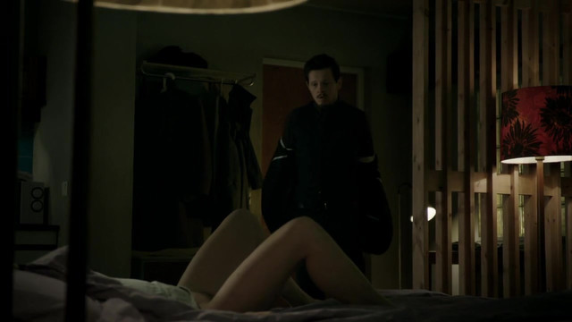 Sofia Helin nude - The Bridge s03e04 (2011)