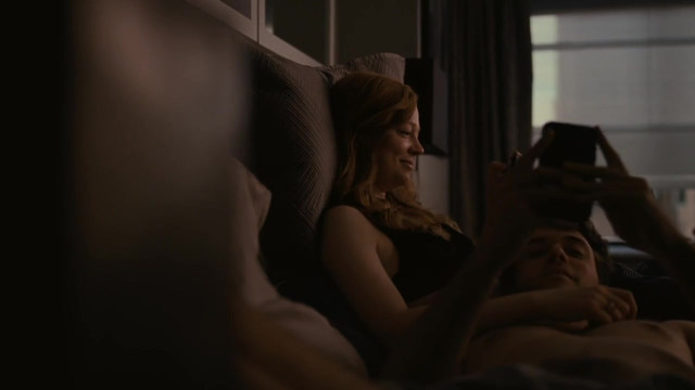 Sarah Snook sexy - Succession s01e08 (2018)