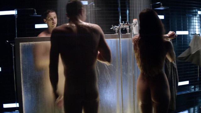 Kim Engelbrecht nude - Dominion s01e01 (2014)