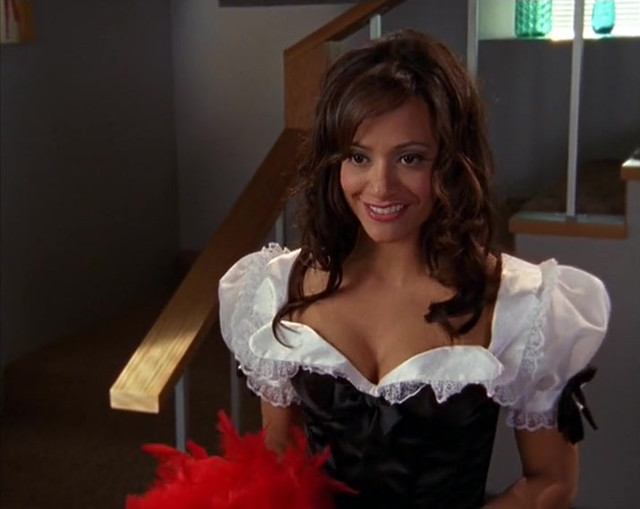 Judy Reyes sexy - Scrubs s06e19 (2006)