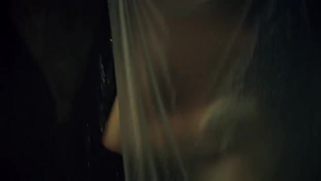 Emily Rose sexy - Haven s05e09 (2014)