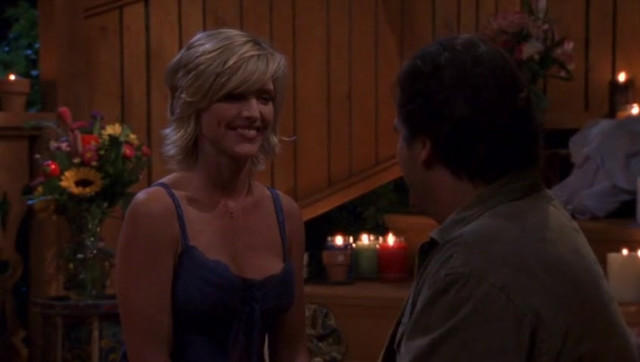 Courtney Thorne-Smith sexy - According to Jim s01e02 (2001)