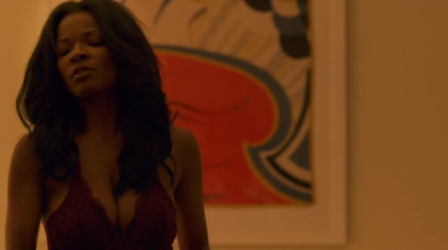 Keesha Sharp sexy - Lethal Weapon s01e01 (2016)