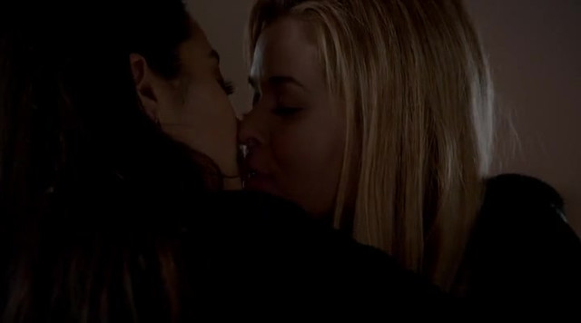 Sasha Pieterse sexy, Shay Mitchell sexy - Pretty Little Liars s07e16 (2016)