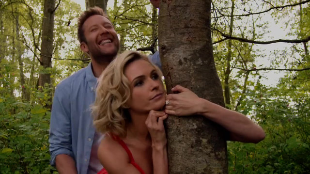 Lindsey Gort sexy - Impastor s01e07 (2015)