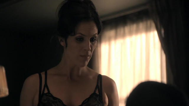 Annabeth Gish sexy - FlashForward s01e20 (2009)