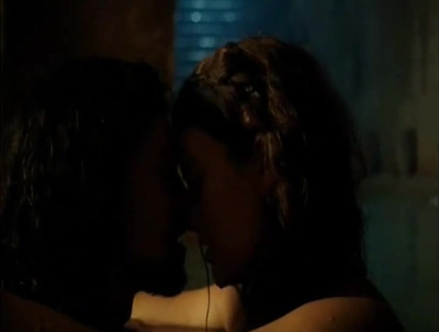 Cote de Pablo sexy - The Dovekeepers s01e02 (2015)