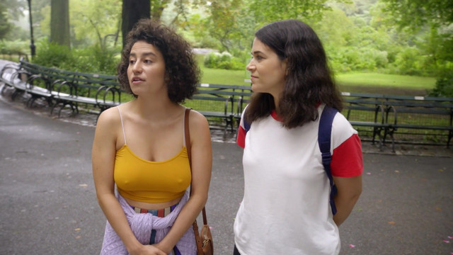 Ilana Glazer sexy - Broad City s05e09 (2019)