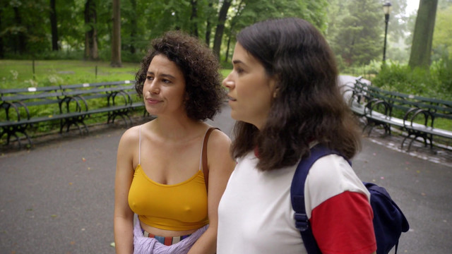 Ilana Glazer sexy - Broad City s05e09 (2019)