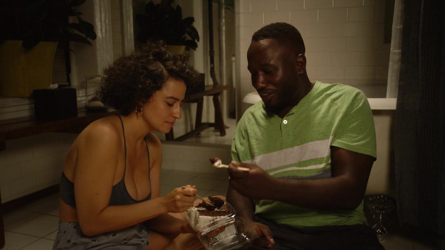 Ilana Glazer sexy - Broad City s05e05 (2019)