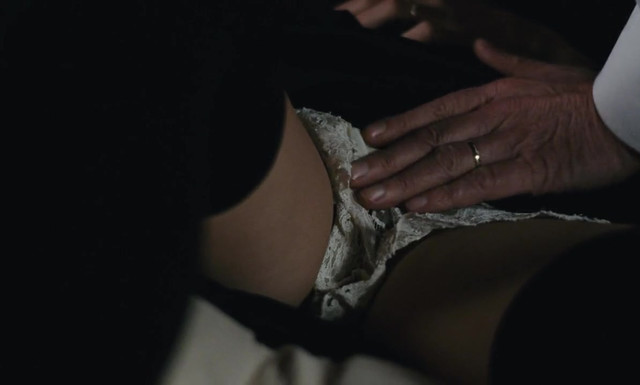 Berenice Bejo sexy - The Childhood of a Leader (2015)