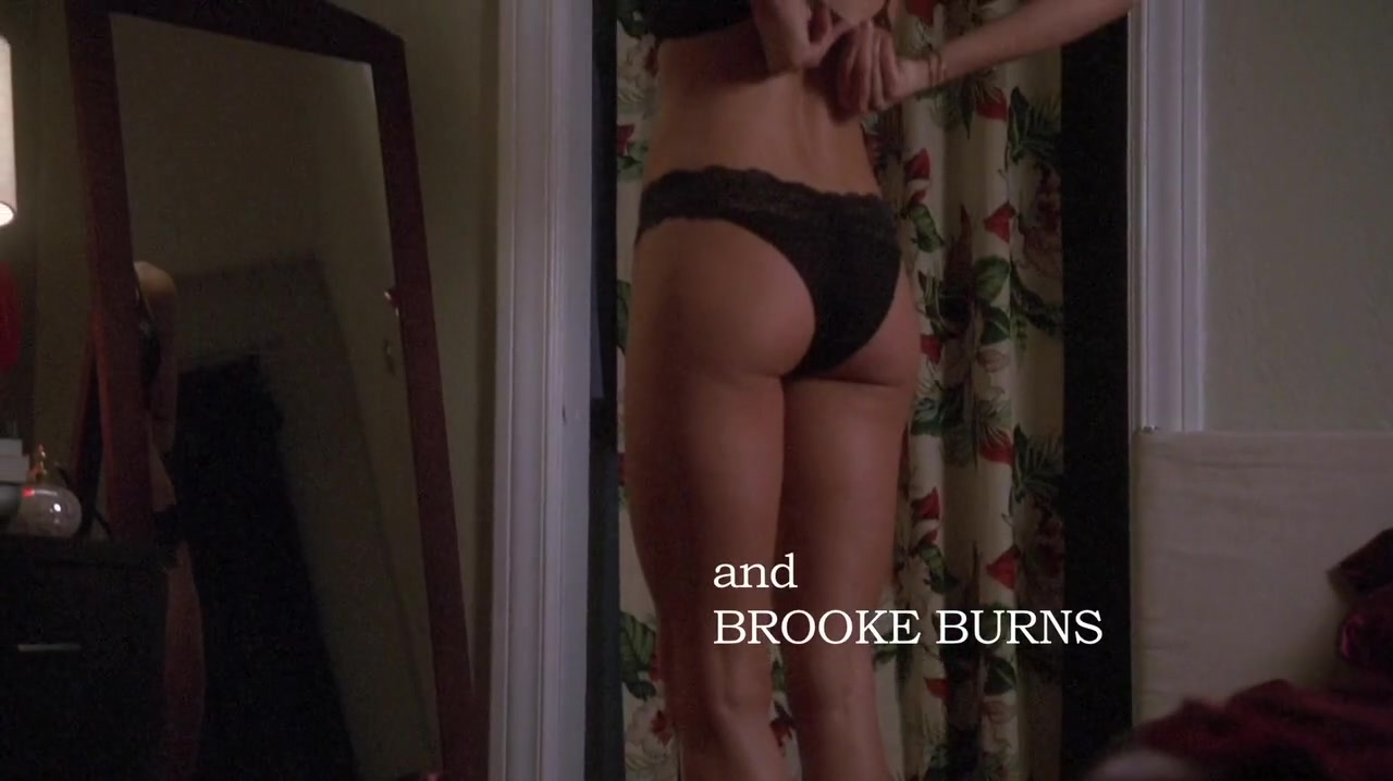 Brooke Burns sexy - Single White Female 2 (2005)