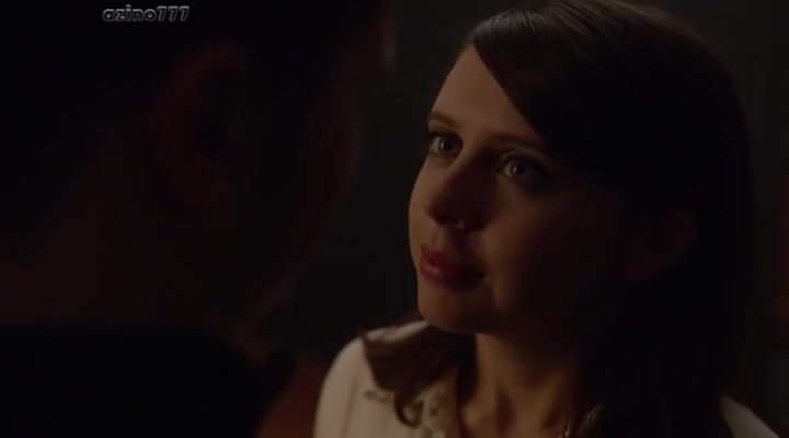 Bel Powley sexy - Carrie Pilby (2016)